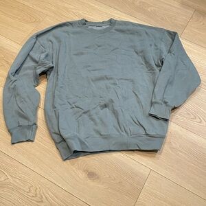 Brandy Melville Sweatshirt